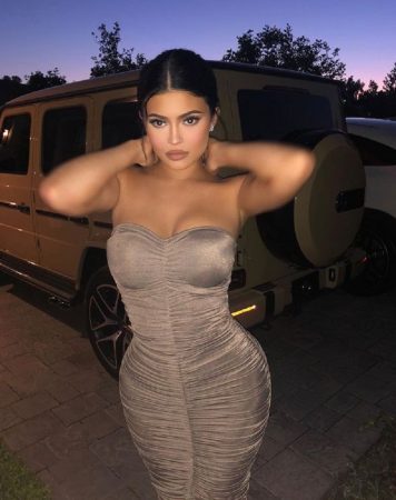 Kylie looked sensаtionаl